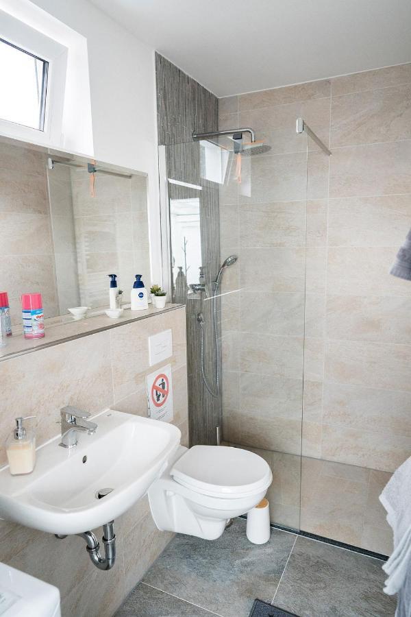 Ferienwohnung Pfingsberg Eg Ратинген Экстерьер фото